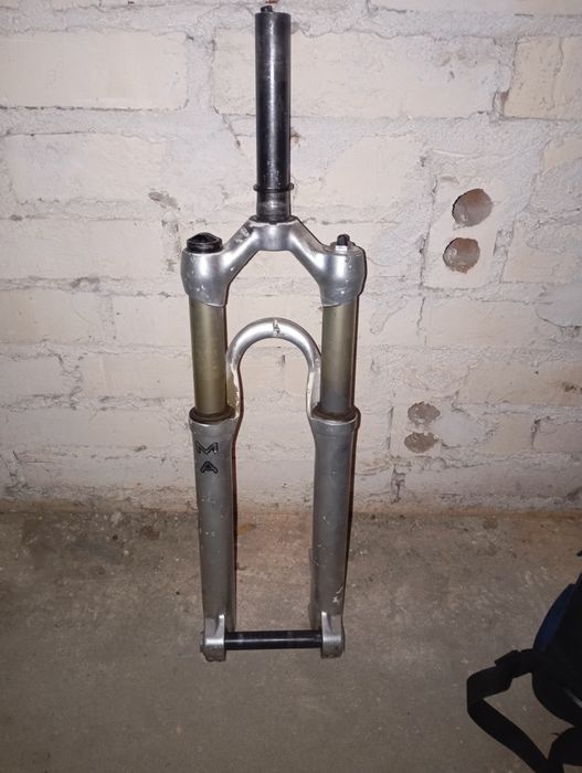 Spredam amortyzator Manitou