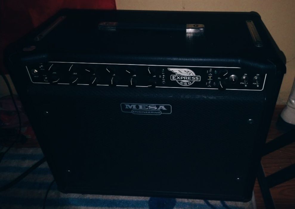 Mesa Boogie Express 5:50, Amplificador guitarra a válvulas excelente