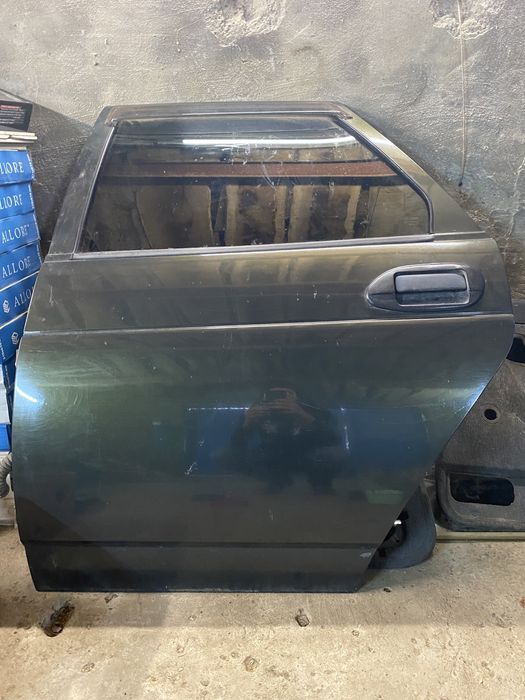 Двери ваз 2110