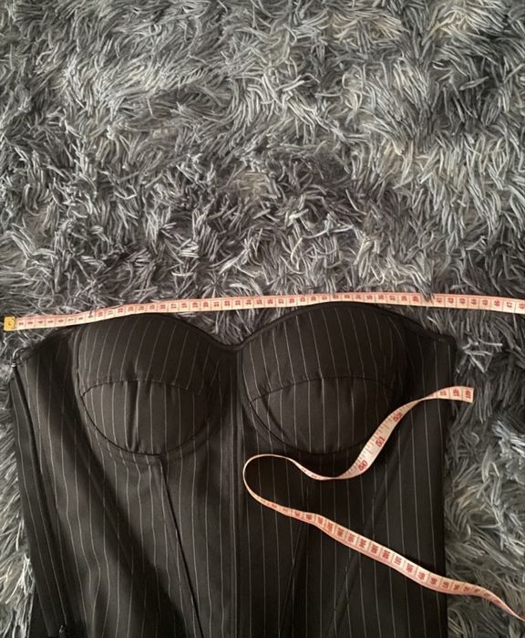 Корсет чоний стильний