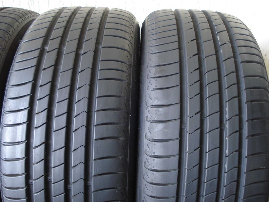 Kumho Ecsta HS51   215/45 r 16   4 - sztuki letnie