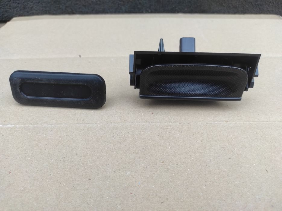 Ручка кнопка багажника Ситроен С4 Пикассо пежо