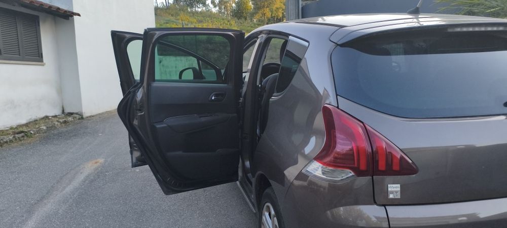 Peugeot 3008 híbrido