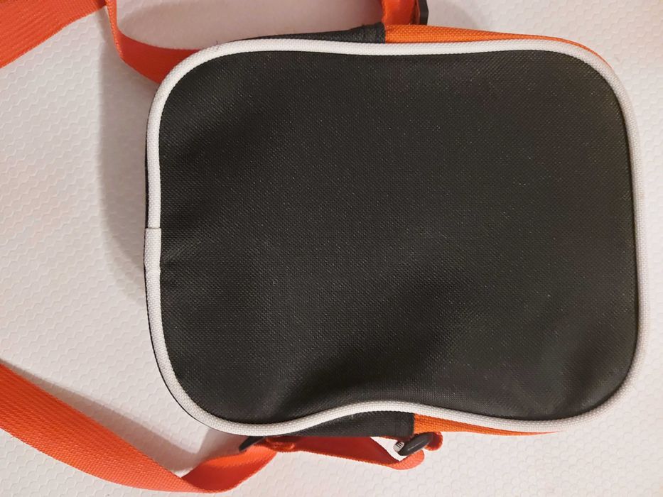 Bolsa Tiracolo - c/Figuras Tridimensionais STAR WARS | NOVO PREÇO: 10€