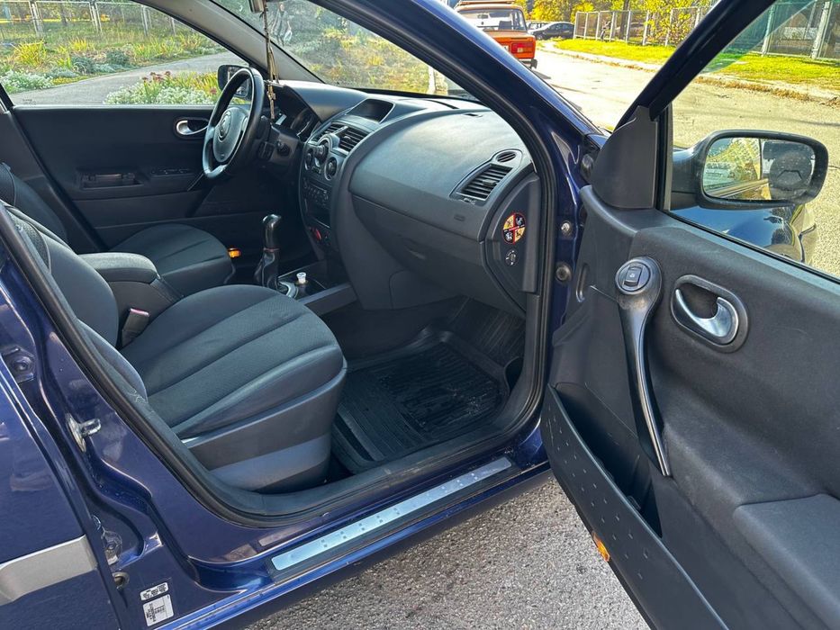 Renault Megane 2, 2005 рік, 1.5 турбодизель, механічна коробка.