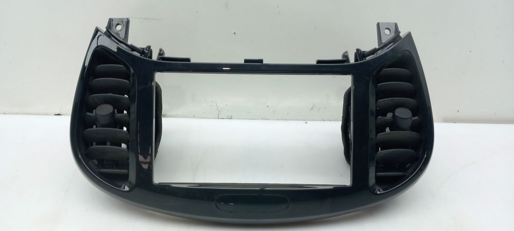 Moldura da consola central / rádio / aro NISSAN Juke (F15)