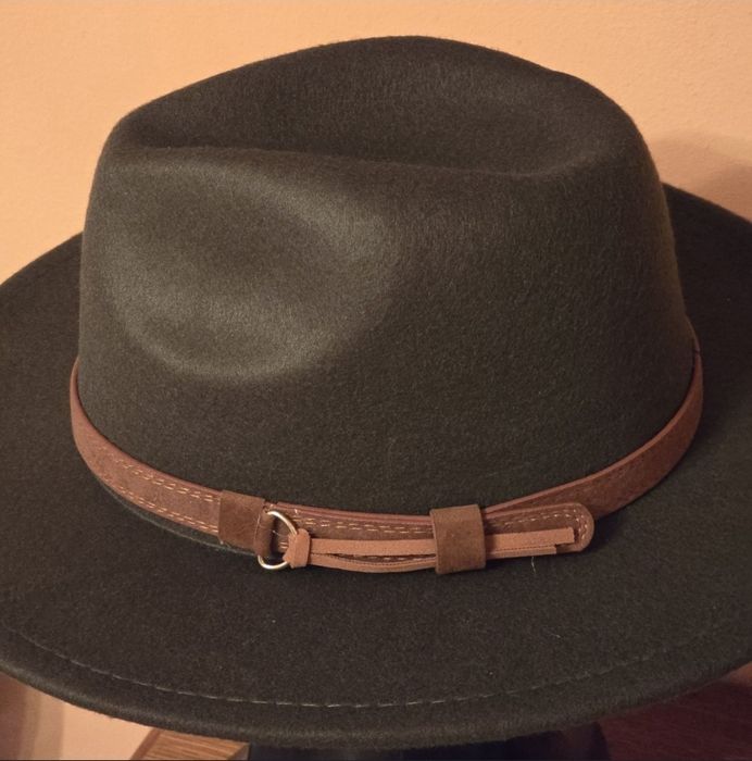 Elegancki kapelusz myśliwski M/L 57cm Oliwkowy. Na polowanie Hubertusa