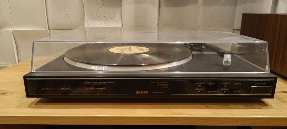 Gramofon sanyo tp 6125 automat
