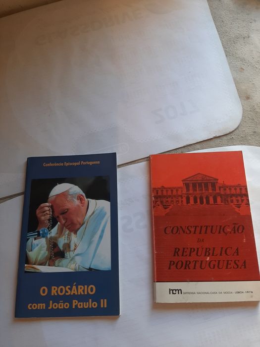 Livro o Rosário de João Paulo II..novo .Constituição  República Port.