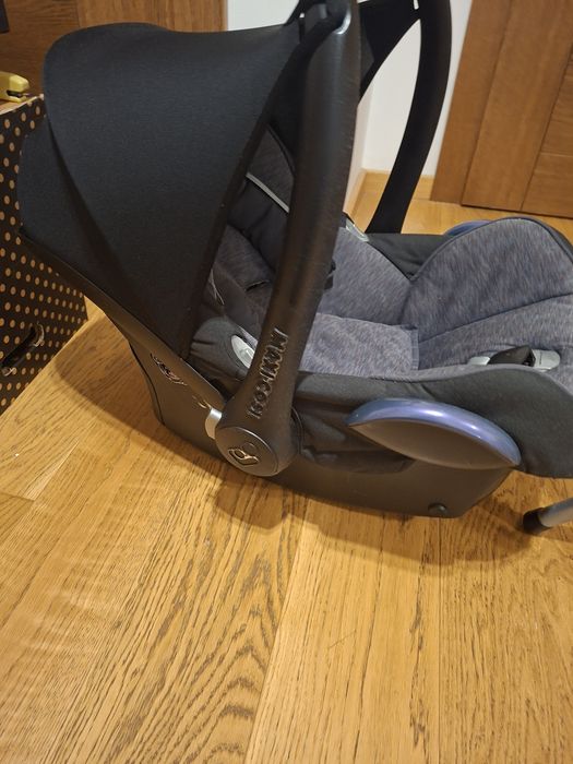 Fotelik z bazą maxi cosi