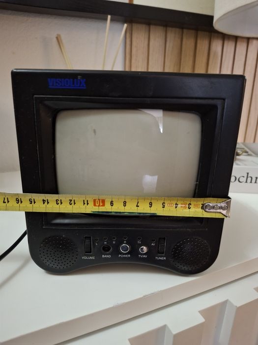Mini tv antiga  usada