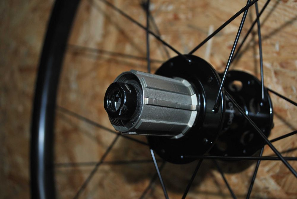 Oryginalne Koło tył Woom off discotech 24 czarne 844g 25x507 Alexrims