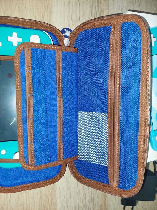 Nintendo Switch Lite Turquesa C/Caixa + Bolsa One Piece + Carregador