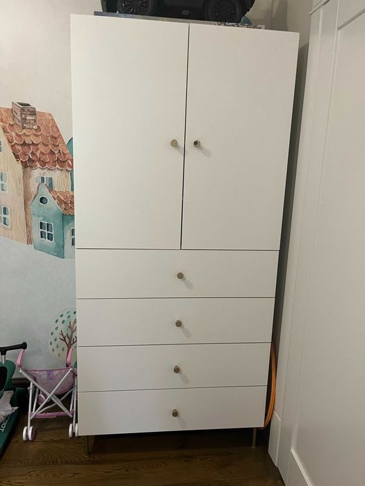 Szafa biała VOX Creative- szuflady i półki, złote uchwyty