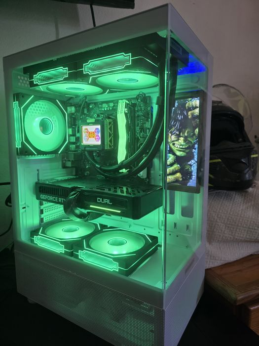 Torre Gamer R7 7800X3D + 5060 Ti