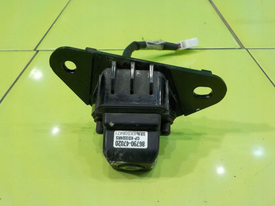 TOYOTA PRIUS II 1.5 VVTI AUT 06r HB 5D kamera 86790-47020