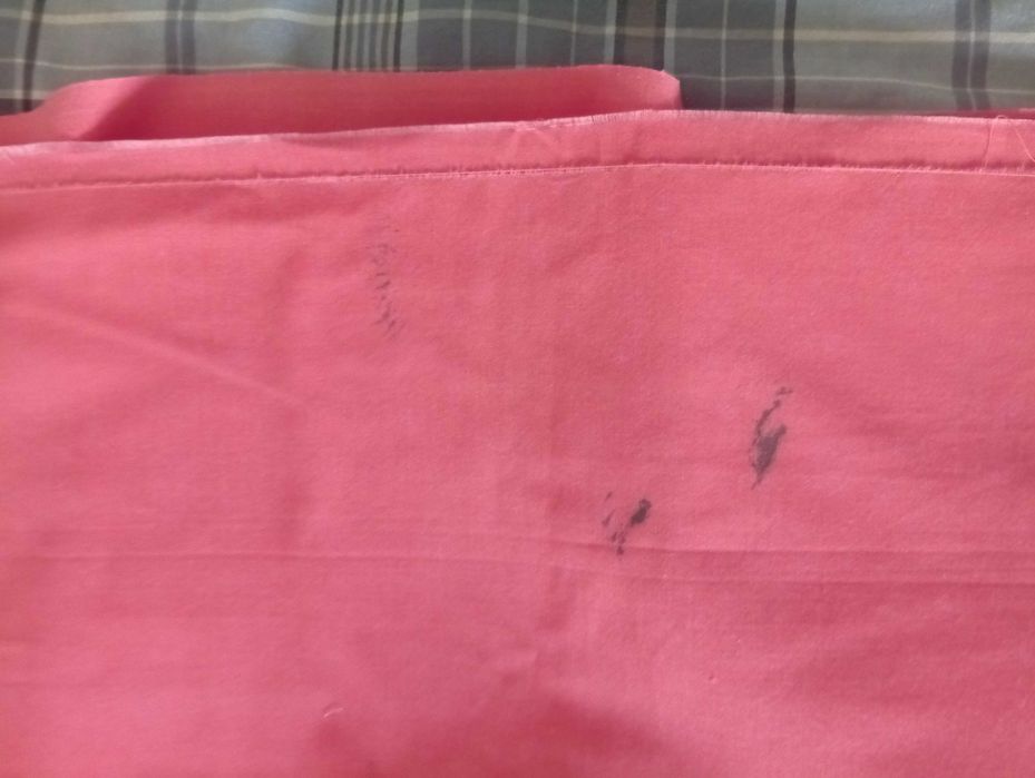 Tecido em cor de laranja/ salmão