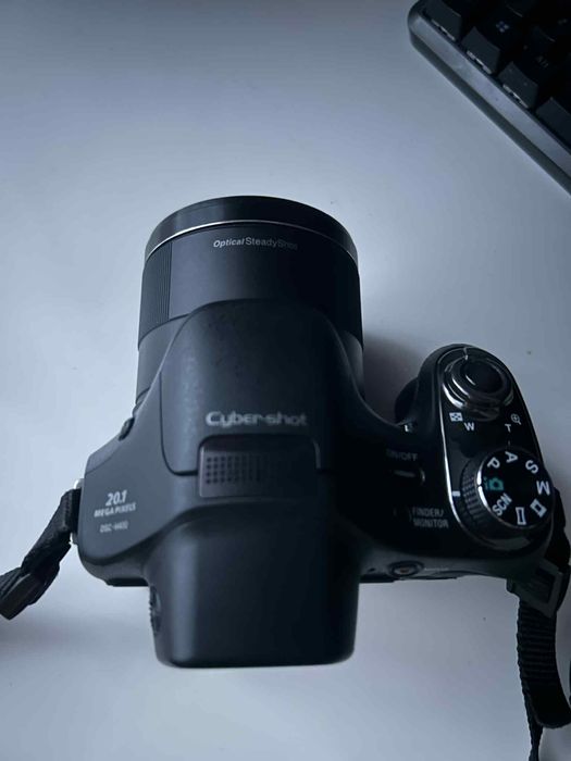 Aparat Sony H400