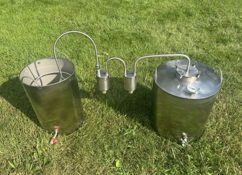 Дистилятор 30 літрів під непроточну воду з двома сухопарниками