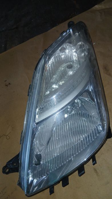 Farol Toyota Prius de 2003 a 2009