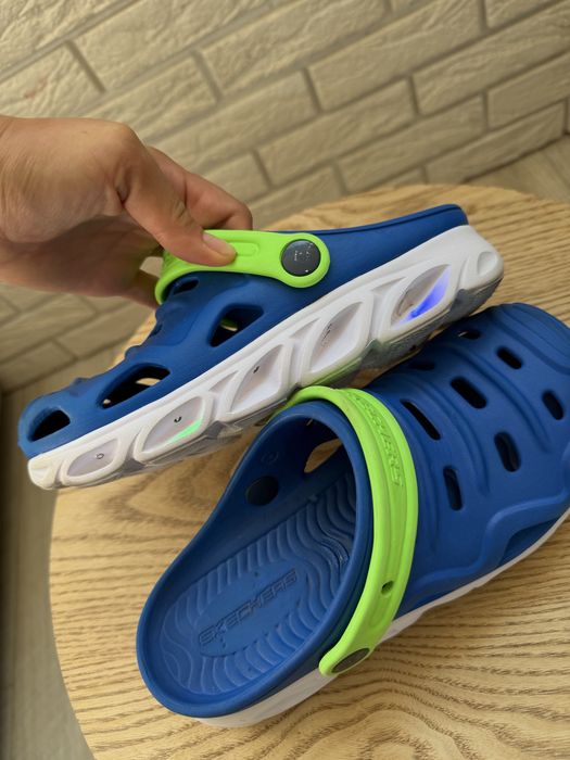 Крокси Skechers