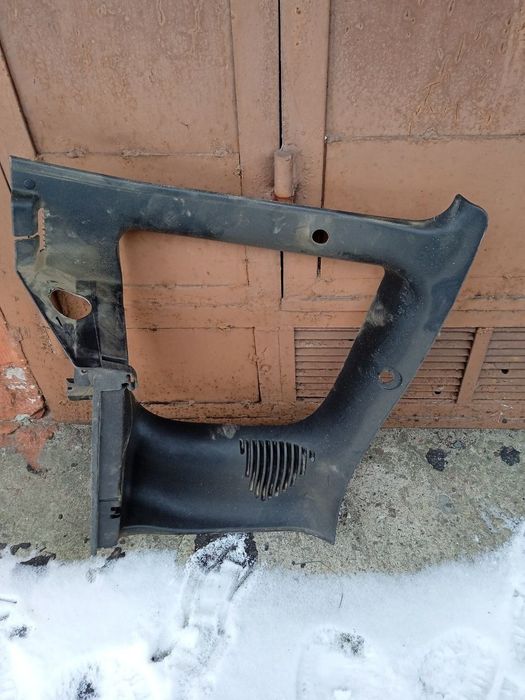 Облицювання багажника Шевроле Нива, пластик оздоблення