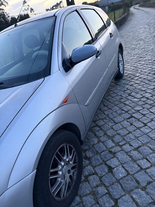 Vendo carro ford focus