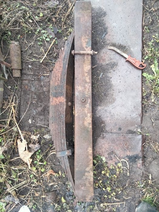 Ресори.           .