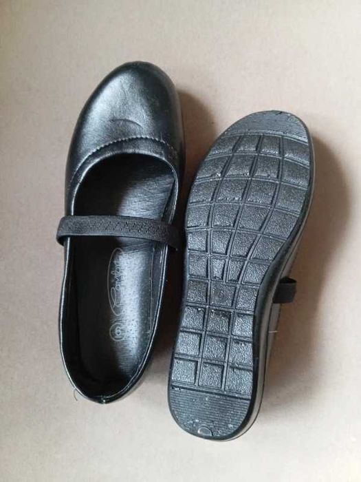 Baleriny Damskie Półbuty Czarne Nowe 36 Na podwyższeniu