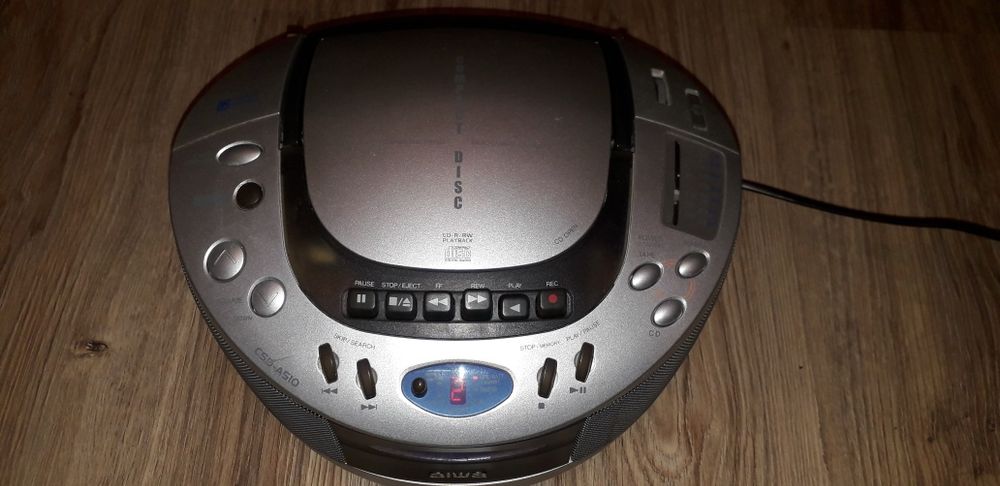 Radiomagnetofon Aiwa Csd-a510 w stanie tech. Bdb. Cd, kaseta, radio.
