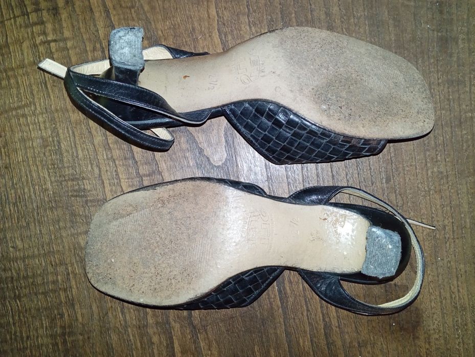 Sandálias Couro Salto Azul Escuro Vintage - Sarita