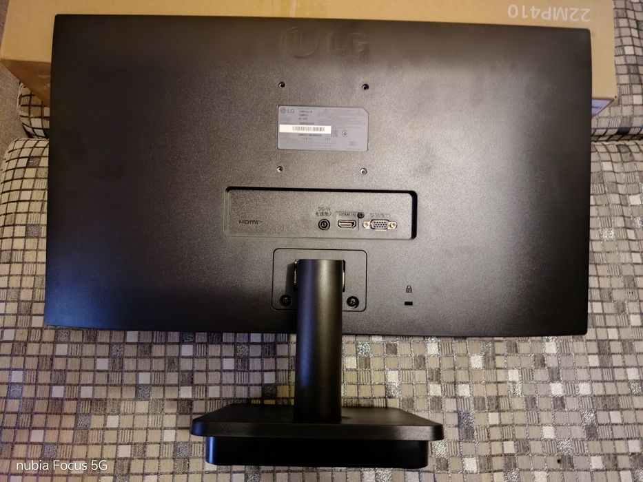 Монітор LG  22MP410