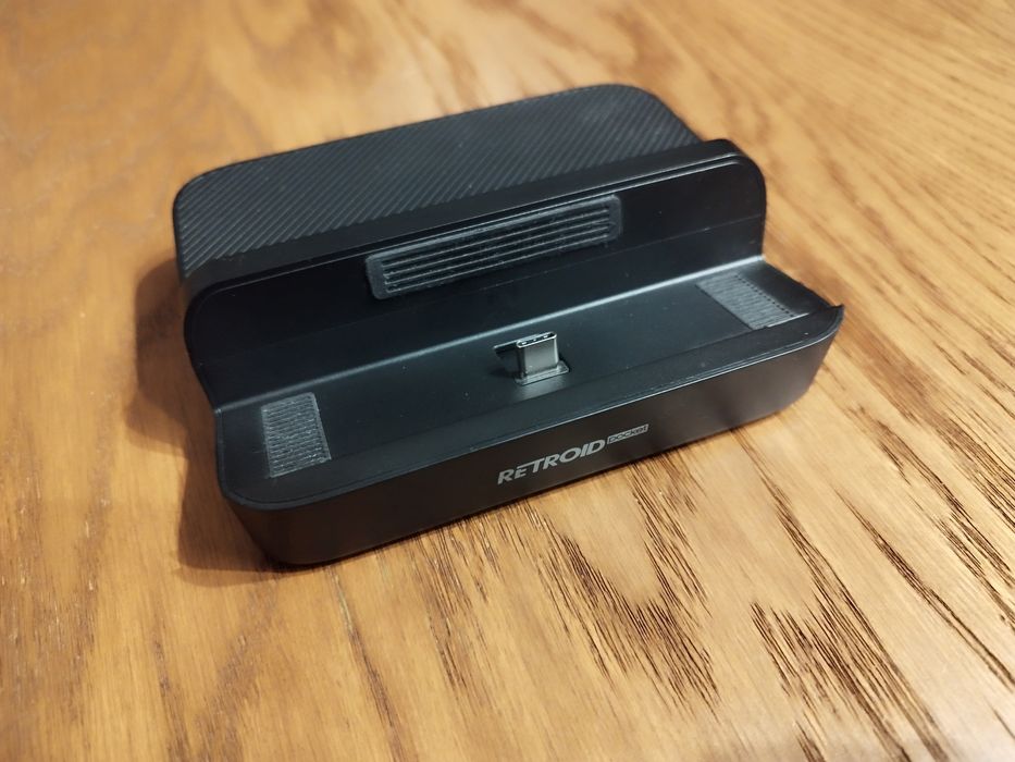 Stacja dokująca Retroid