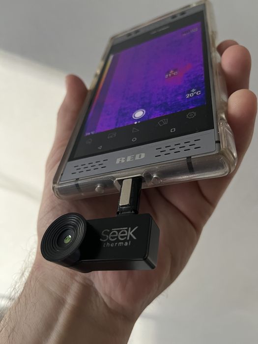 Тепловизор для смартфона Seek