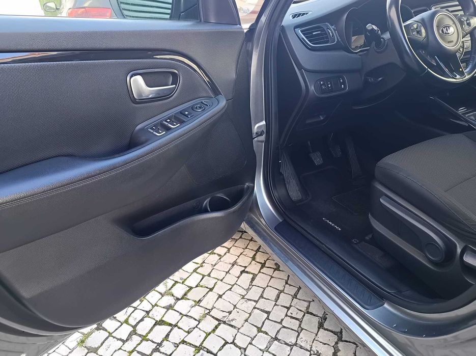 Kia Carens 1.7 CRDi TX