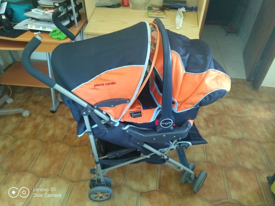 Conjunto Carrinho +Ovo+ acessórios de bebê