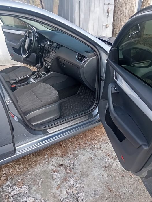 Skoda Octavia А7  1.8 официальная не крашена