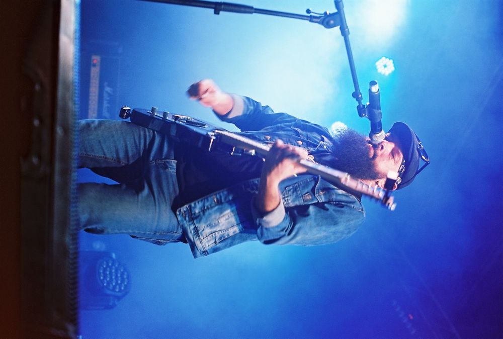 Плівковий фотоапарат Canon A-1