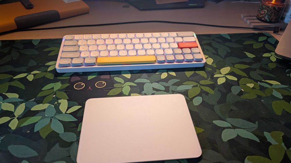 Nuphy Air60 V2 Ionic White, Cowberry (45gf), +cover