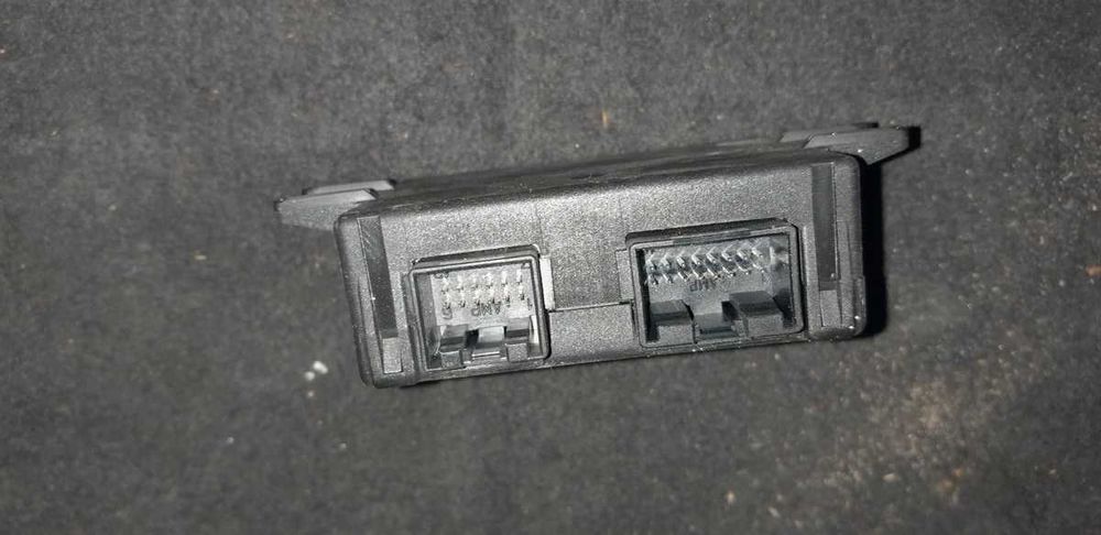 Sterownik regulacji kierownicy Audi 4D0'909611 A6 C5 A8 D2 parkowania