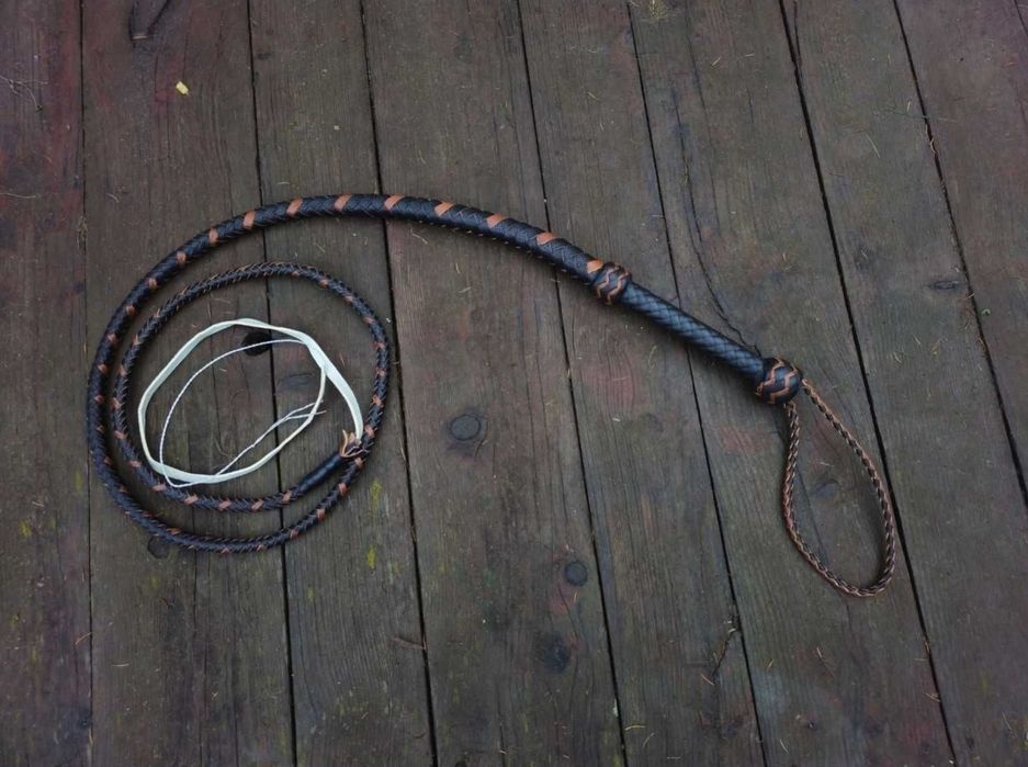 Bicz Indiana Jones Bullwhip 8 stóp i długości 243 cm. Bat Skórzany