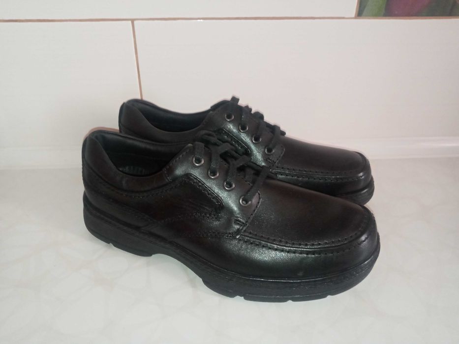 Новые туфли  Clarks 41 размер  Натуральная Кожа