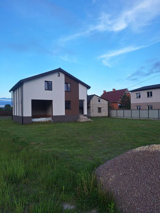 Продаж нового будинку!