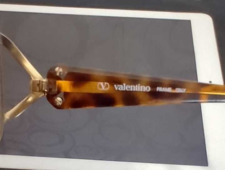 Вінтажні окуляри  Valentino,