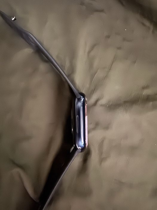 Apple Watch Series 8 (GPS) 45мм Алюминий