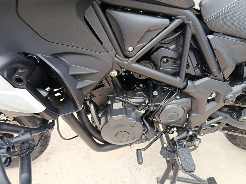 Benelli TRK 502x