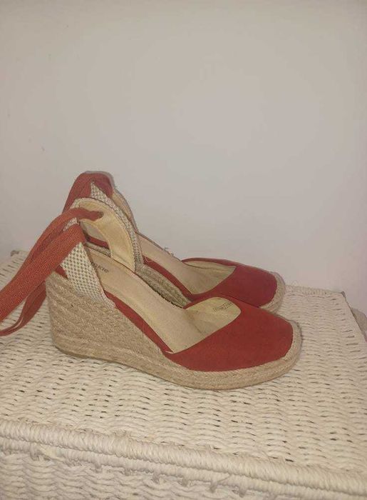 Sandálias de cunha da Pimkie