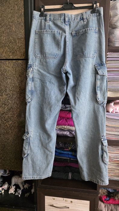Spodnie jeansowe Cropp  30/32.