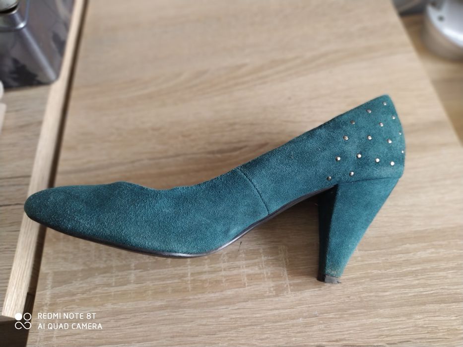 Buty na obcasie 38