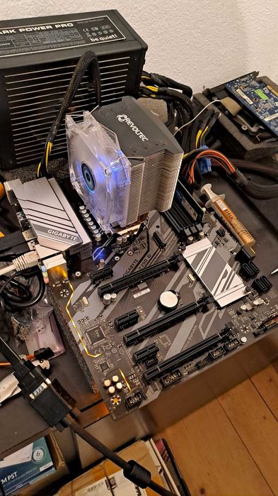 Bundle Intel Core i7-9700K / Board Gigabyte Z390 D LGA 1151
